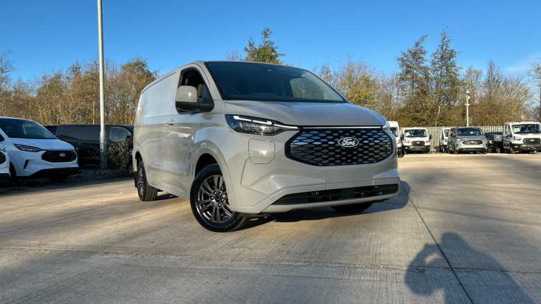 Ford Transit Custom E-320 L1 Rwd 100kW 65kWh H1 Van Limited Auto